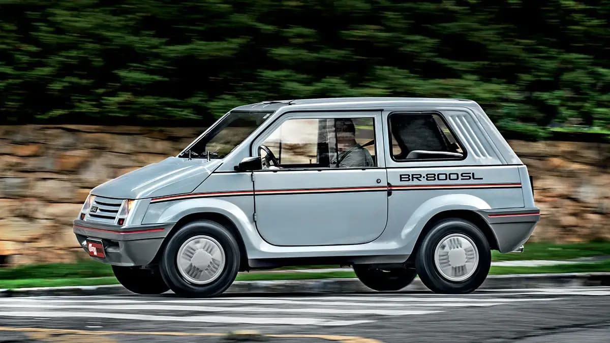 Gurgel BR-800 (1988): o carro que o brasileiro teve de comprar virando acionista da fábrica