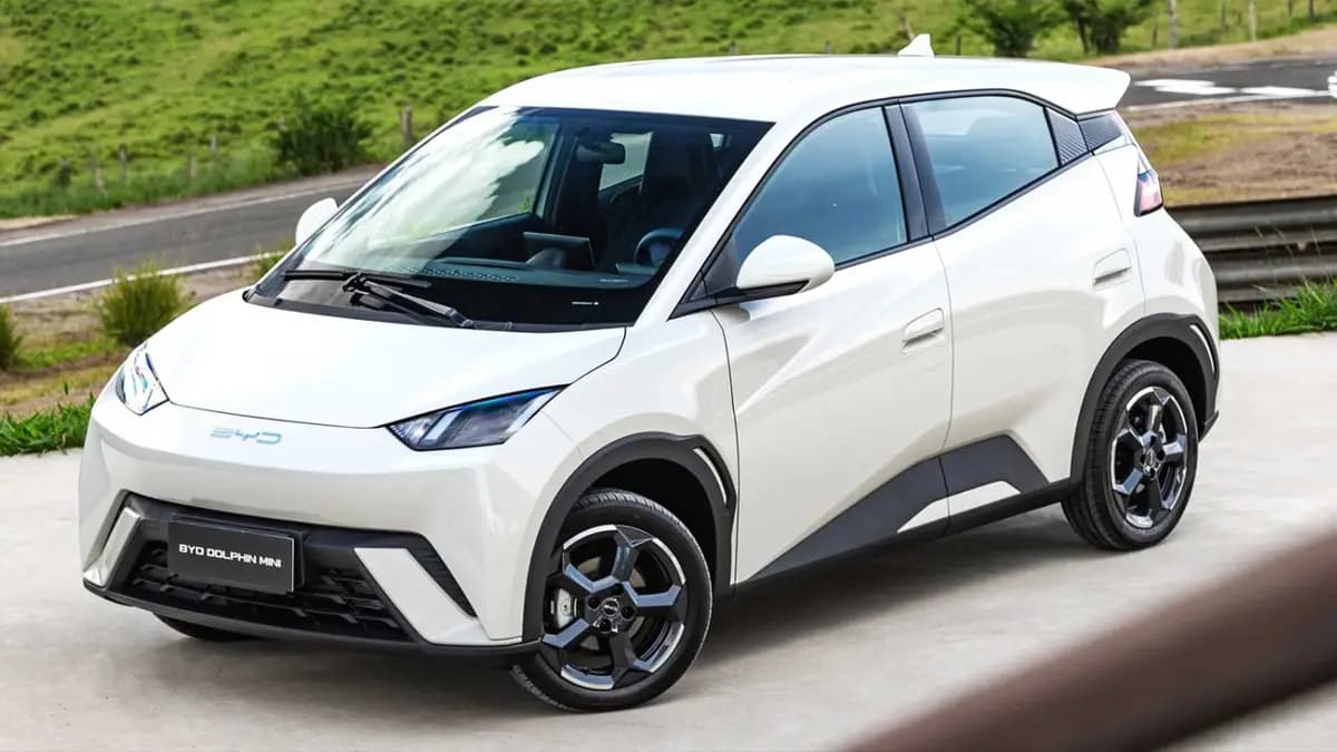 BYD Dolphin Mini bate recorde e se consolida entre os carros mais vendidos do Brasil