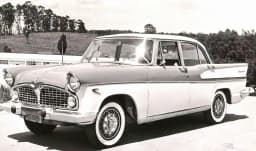 Simca Chambord (1959): o primeiro V8 brasileiro era tão bonito e tão devagar que o país o apelidou de "Belo Antônio"