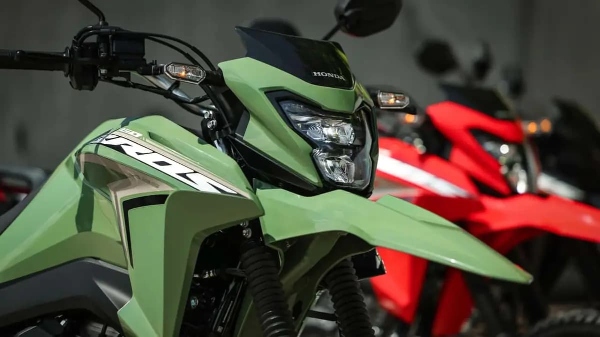 Honda NXR 160 Bros 2027 chega em outubro a partir de R$ 22.830, e a topo de linha ganha alerta de frenagem