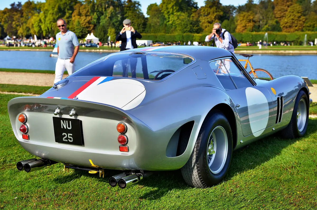 classic_and_sports_car_Ferrari_250_coupe_gto_1962_world_record_2