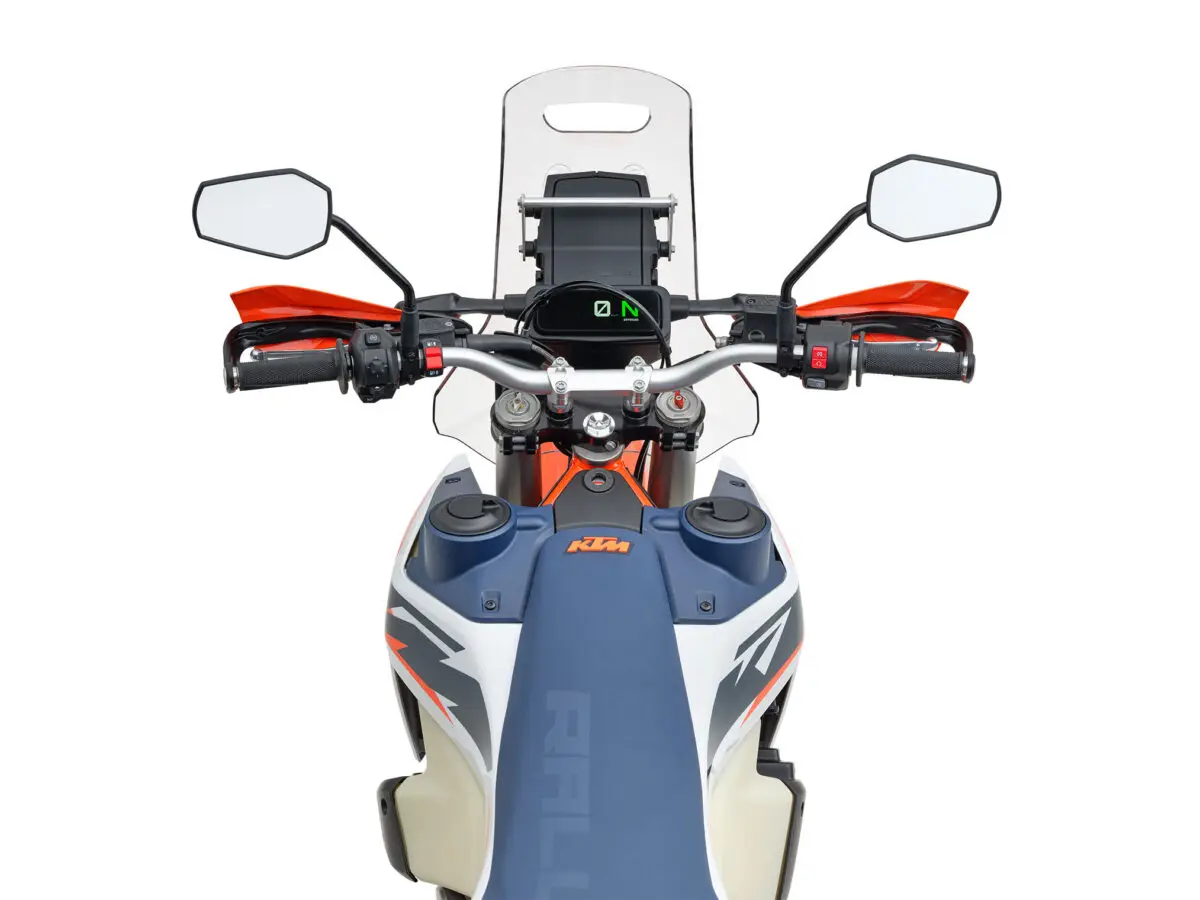 2027-KTM-690-Rally1-1200x900