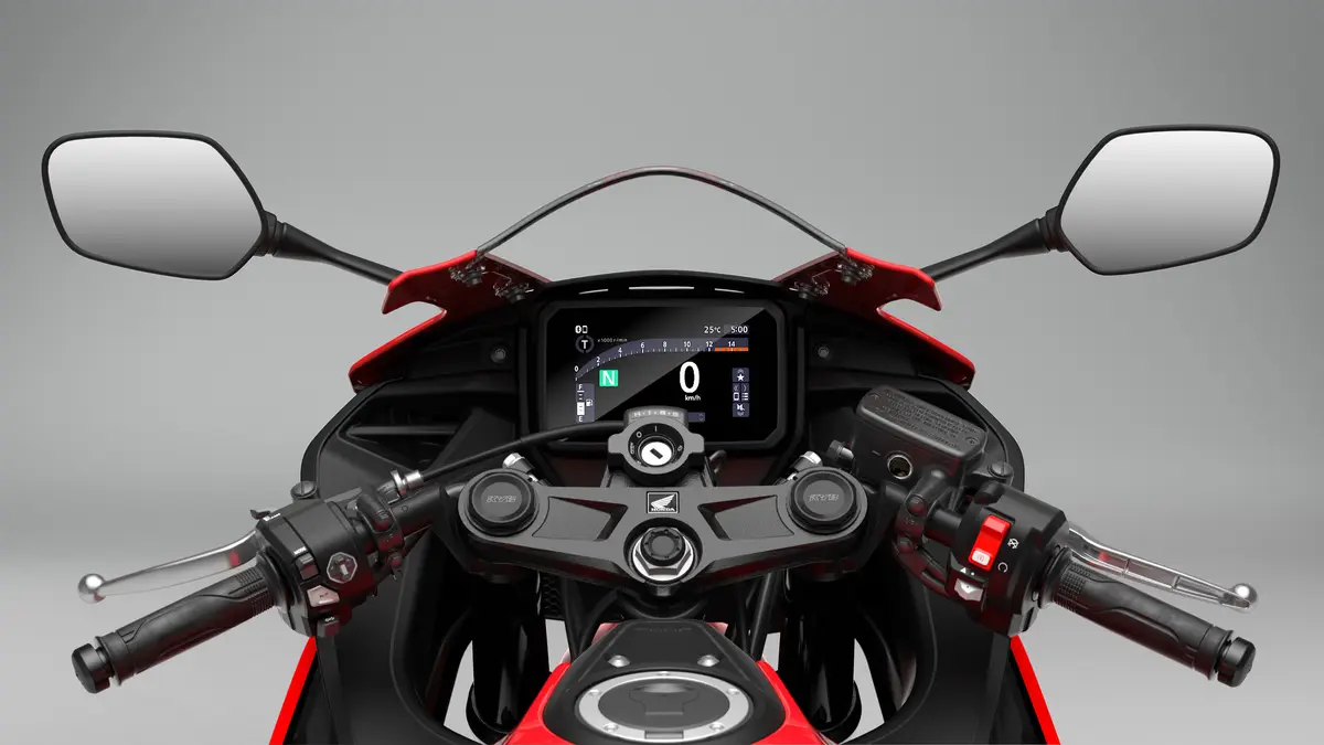 honda-cbr500r-four-05