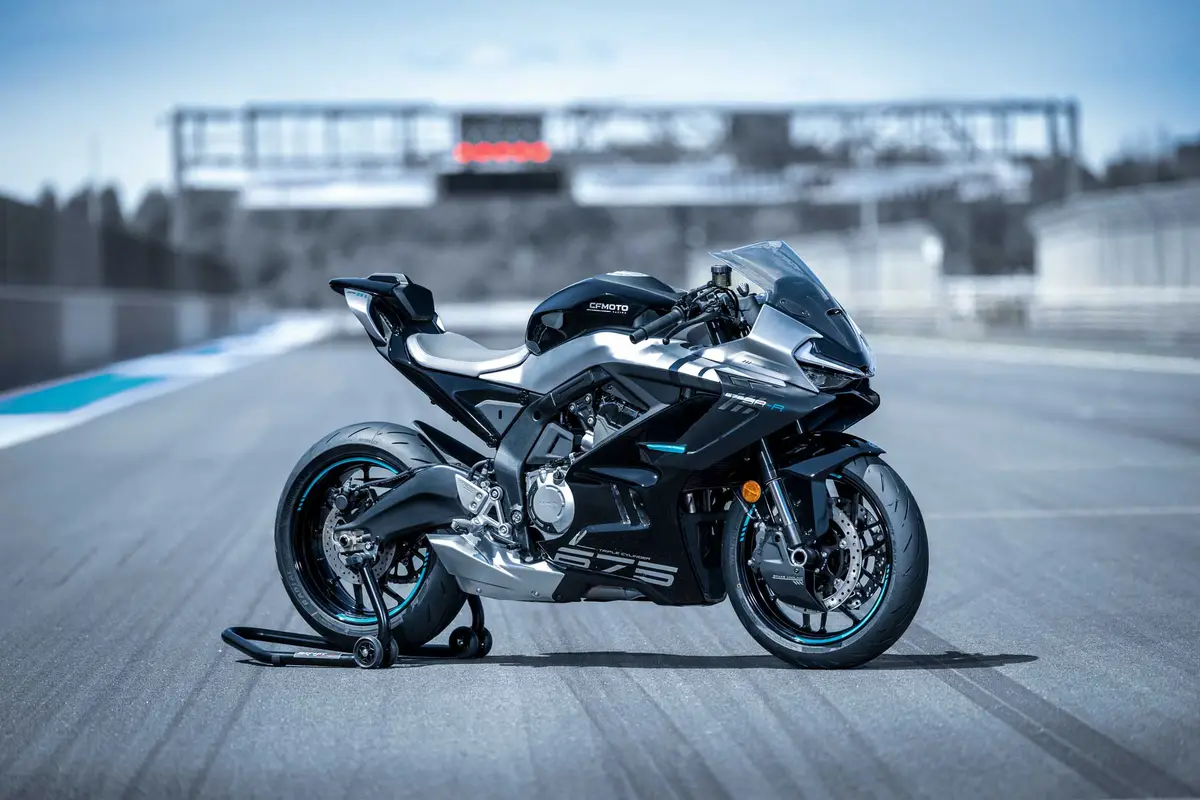 0064_STA_YM24_CFMoto_675SR-R_v4_2