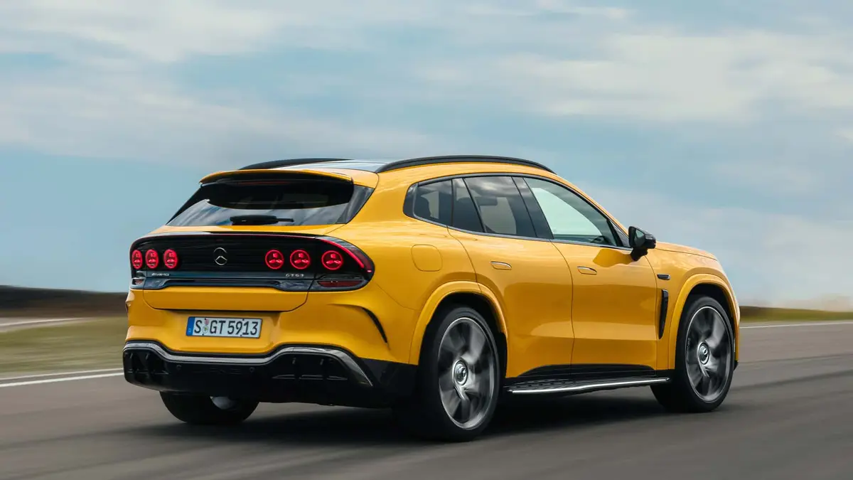 2028-mercedes-amg-gt-suv